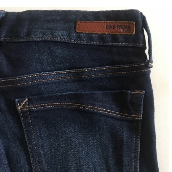 EXPRESS | Low Rise Barely Boot Jeans - Picture 5 of 6